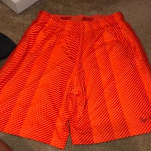 nike athletic shorts xl men’s